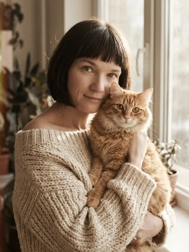 С котом — пример кадра ИИ-фотосессии