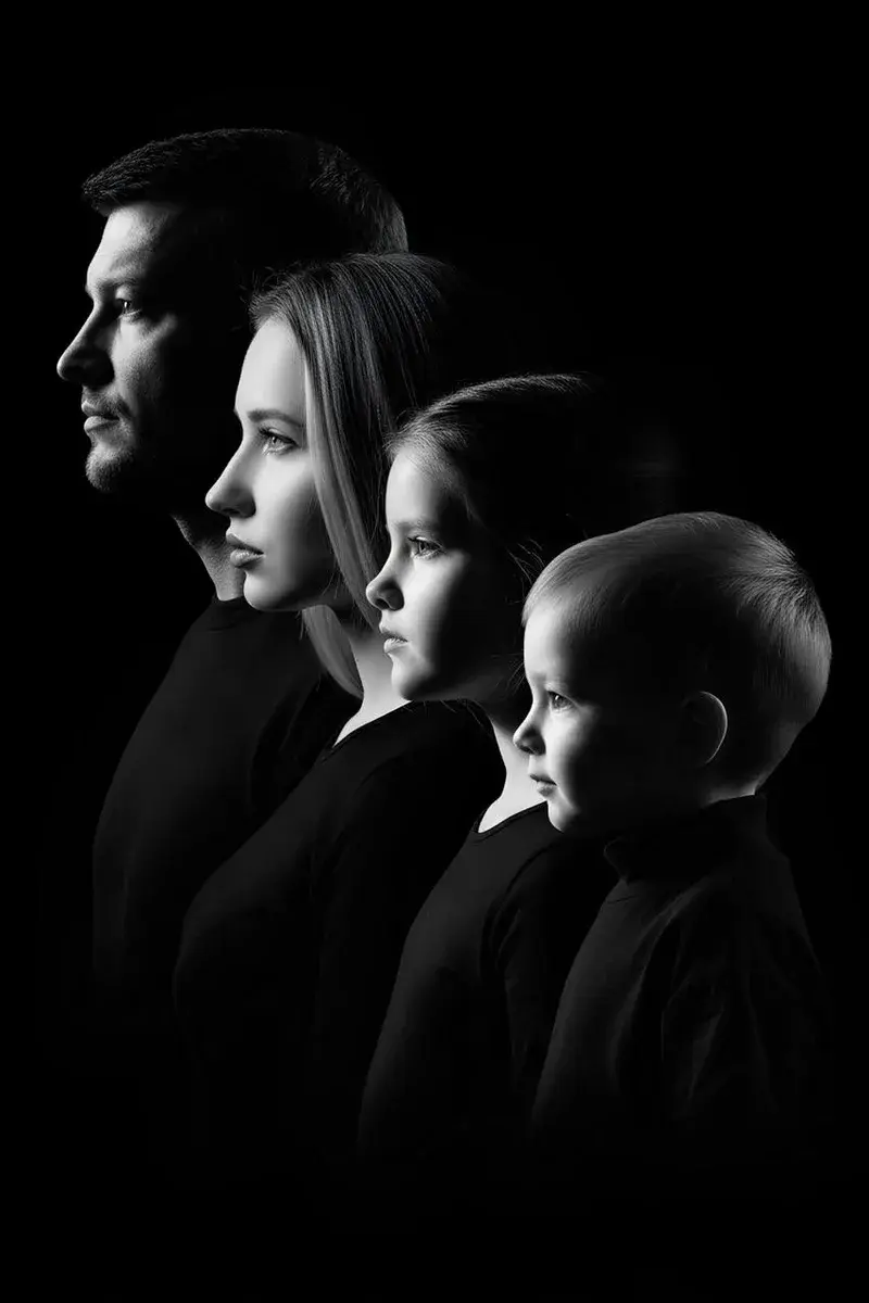 Семейная фотосессия с ИИ: как собрать всех в одном кадре